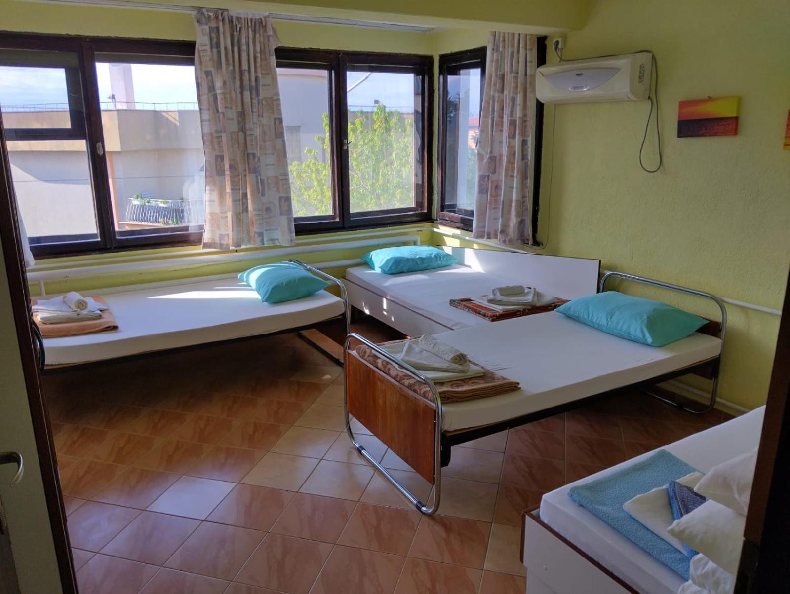 Hostel Varna Botanika Ngoại thất bức ảnh